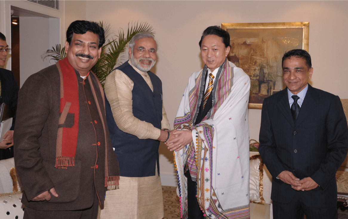 Gujarat Chief Minister Shri Narendra Modi and IC congratulates Japanese PM Yukio Hatoyama.​